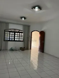 Sobrado com 3 Quartos para alugar, 205m² no Residencial Bosque dos Ipês, São José dos Campos