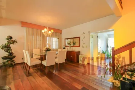 Casa com 3 Quartos à venda, 600m² no Chácara das Pedras, Porto Alegre