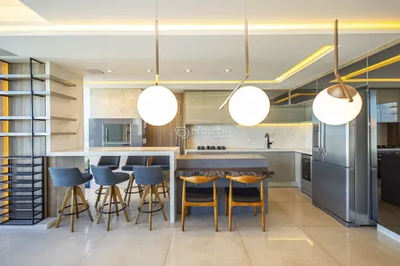 Apartamento com 3 Quartos à venda, 129m² no São Lourenço, Curitiba