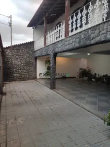 Casa com 5 Quartos à venda, 300m² no Inconfidentes, Contagem