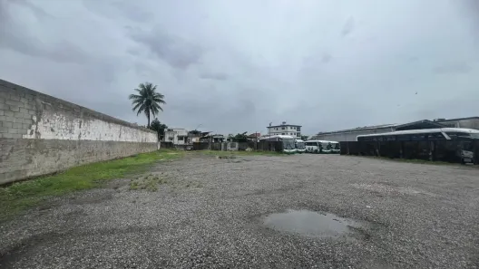 Lote/Terreno à venda, 3778m² no Vila Valença, São Vicente
