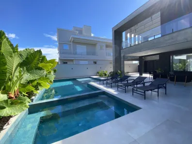 Casa com 5 Quartos para alugar, 513m² no Jurerê Internacional, Florianópolis