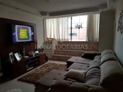Sobrado com 3 Quartos à venda, 140m² no Interlagos, São Paulo
