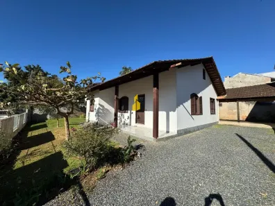 Casa com 3 Quartos à venda, 190m² no Das Capitais, Timbó