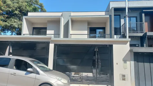 Sobrado com 4 Quartos à venda, 130m² no Morada dos Pássaros, Taboão da Serra