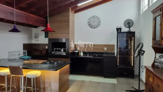 Casa com 3 Quartos à venda, 191m² no Centro, Araraquara