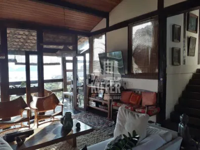 Casa com 5 Quartos à venda, 480m² no São Francisco, Niterói