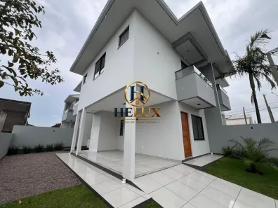 Sobrado com 3 Quartos à venda, 103m² no Areias, São José
