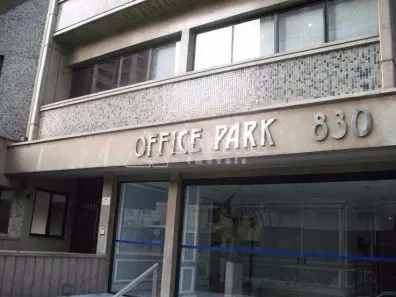 Sala Comercial com 3 Quartos para alugar, 70m² no Cambuí, Campinas