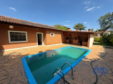 Fazenda/Sítio com 3 Quartos à venda, 1000m² no , Mairinque