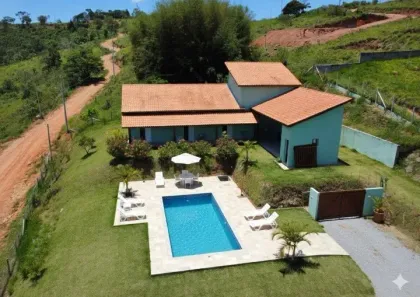 Fazenda/Sítio com 3 Quartos à venda, 600m² no Águas de Igaratá, Igaratá