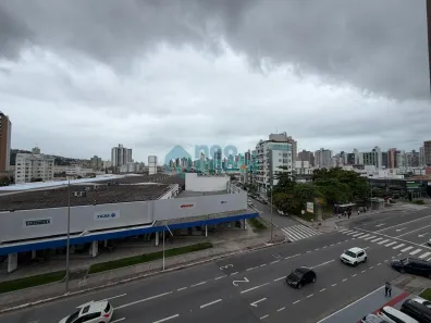 Sala Comercial à venda, 31m² no Campinas, São José