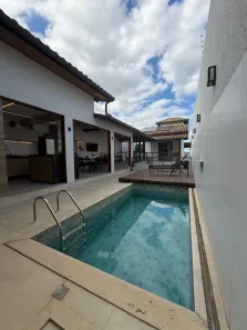 Casa com 4 Quartos à venda, 239m² no Lagoa, Macaé