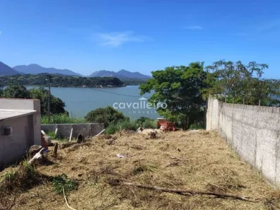 Lote/Terreno à venda, 383m² no Jacaroá, Maricá