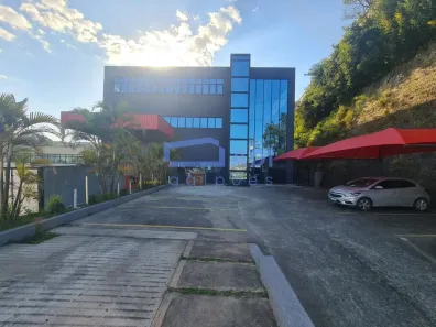 Galpão/Depósito/Armazém para alugar, 3510m² no Jardim Sagrado Coração de Jesus, Jandira