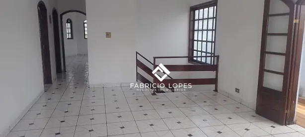 Imóvel Comercial para venda ou aluguel, 389m² no Jardim Jacinto, Jacareí