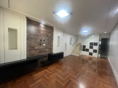 Sobrado com 3 Quartos à venda, 225m² no Vila Londrina, São Paulo