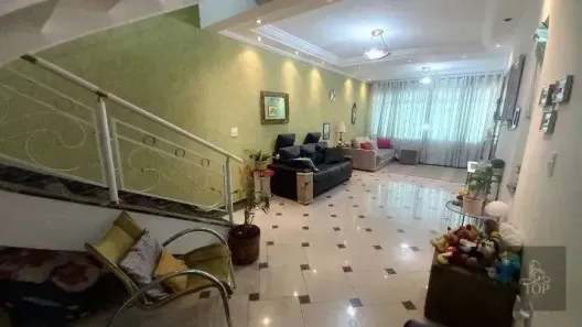 Sobrado com 4 Quartos à venda, 212m² no Vila Assunção, Santo André