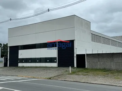 Galpão/Depósito/Armazém para alugar, 693m² no Cidade Nova Jacareí, Jacareí