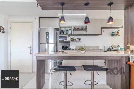 Apartamento com 3 Quartos para alugar, 75m² no São Sebastião, Porto Alegre
