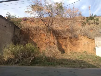 Lote/Terreno à venda, 360m² no Niterói, Itaperuna
