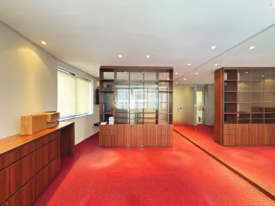 Sala Comercial à venda, 44m² no Moinhos de Vento, Porto Alegre