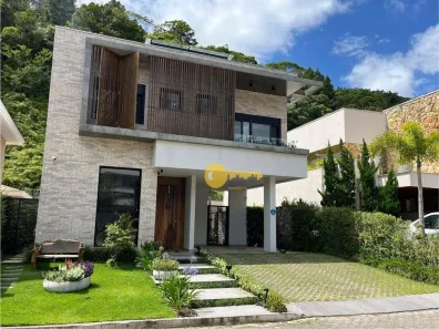 Casa de Condomínio com 3 Quartos à venda, 275m² no Fazendinha, Itajaí