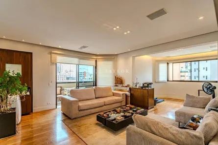 Apartamento com 3 Quartos à venda, 154m² no Moema, São Paulo