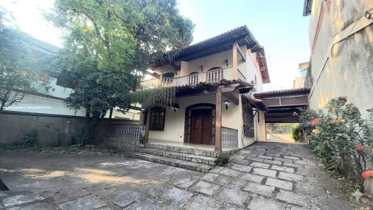 Casa com 3 Quartos à venda, 233m² no Centro, Nilópolis