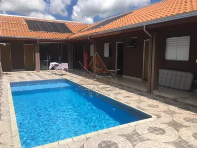 Fazenda/Sítio com 3 Quartos à venda, 280m² no Bom Jardim, Brodowski