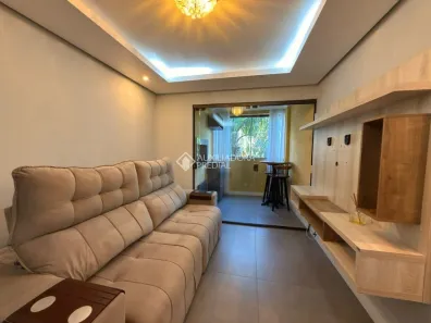 Apartamento com 3 Quartos para alugar, 77m² no Cristal, Porto Alegre