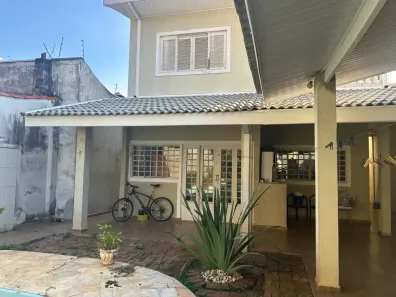Sobrado com 4 Quartos à venda, 421m² no Vila São João, Caçapava