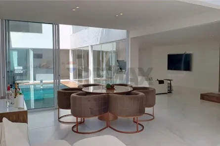 Casa com 3 Quartos à venda, 300m² no Guabiraba, Recife
