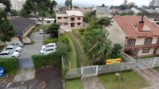 Casa com 3 Quartos à venda, 300m² no Capão Raso, Curitiba