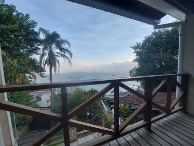 Casa com 2 Quartos à venda, 150m² no Sambaqui, Florianópolis