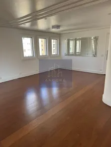Apartamento com 3 Quartos para alugar, 200m² no Moema, São Paulo