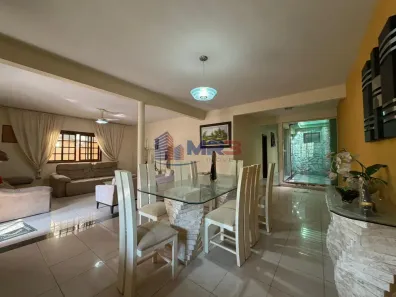 Casa com 3 Quartos à venda, 197m² no Jacarepaguá, Rio de Janeiro