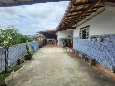 Sobrado com 3 Quartos à venda, 269m² no Planalto, Belo Horizonte