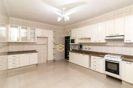Casa com 3 Quartos à venda, 225m² no Vila Pereira Cerca, São Paulo