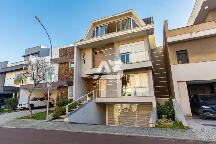 Casa de Condomínio com 3 Quartos à venda, 301m² no Uberaba, Curitiba