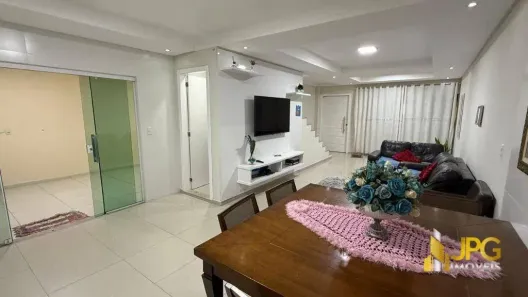 Casa com 3 Quartos à venda, 160m² no Municípios, Balneário Camboriú