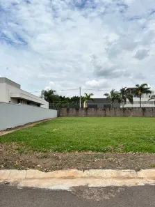 Lote/Terreno à venda, 630m² no Parque das Esmeraldas, Marília