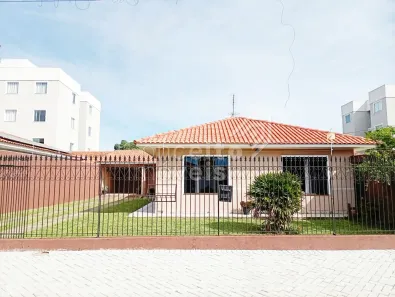 Casa com 3 Quartos à venda, 198m² no Uvaranas, Ponta Grossa