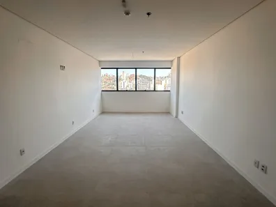 Sala Comercial à venda, 83m² no Centro, Juiz de Fora
