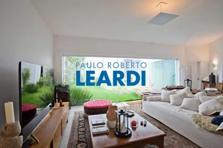 Casa com 3 Quartos à venda, 345m² no Jardim Europa, São Paulo