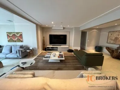 Apartamento com 3 Quartos para alugar, 222m² no Campo Belo, São Paulo