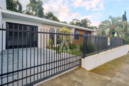 Casa com 3 Quartos à venda, 130m² no Costa e Silva, Joinville