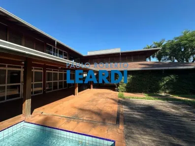 Casa de Condomínio com 4 Quartos para alugar, 618m² no Alphaville, Santana de Parnaíba