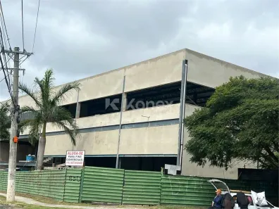 Prédio Comercial para alugar, 780m² no Chácara São João, Carapicuíba