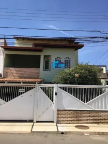 Casa com 5 Quartos à venda, 281m² no Riacho Fundo I, Brasília